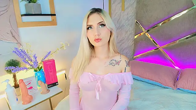 Mariluu  online show from 28, 5, 2026