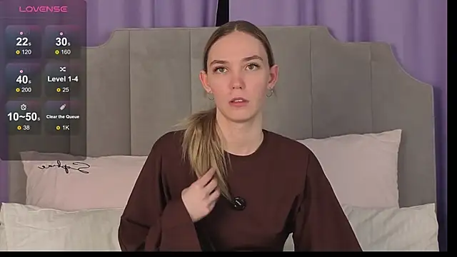 NikkiRyx online show from 2, 4, 2026