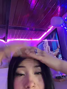 Snapshot of violettahotass chatting on 2, 2, 2026 violettahotass online show from 2, 2, 2026