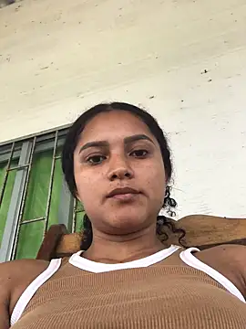 Snapshot of LiaRose- chatting on 23, 2, 2026 LiaRose- online show from 23, 2, 2026