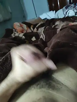 amirMohamed58 online show from 12, 4, 2026