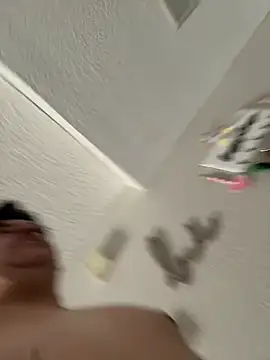 Snapshot of Skizm1986 chatting on 4, 3, 2026 Skizm1986 online show from 4, 3, 2026