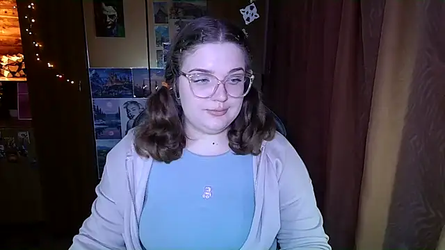 Teasing Dora online show from 3, 2, 2026