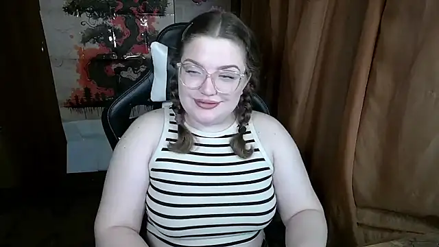 Snapshot of Teasing_Dora chatting on 21, 4, 2026 Teasing Dora online show from 21, 4, 2026