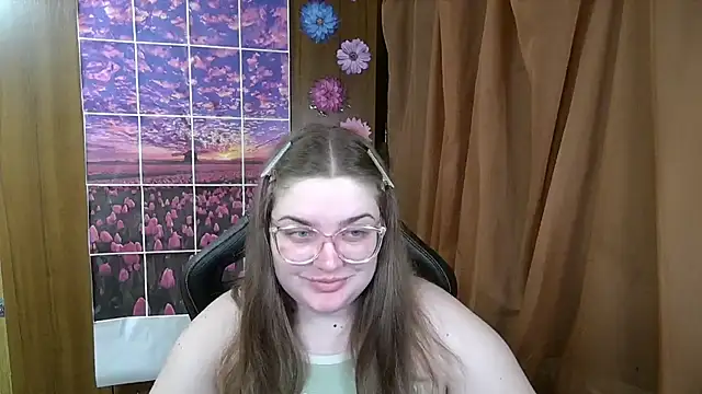 Snapshot of Teasing_Dora chatting on 1, 5, 2026 Teasing Dora online show from 1, 5, 2026