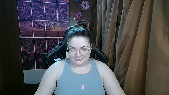 Snapshot of Teasing_Dora chatting on 5, 5, 2026 Teasing Dora online show from 5, 5, 2026