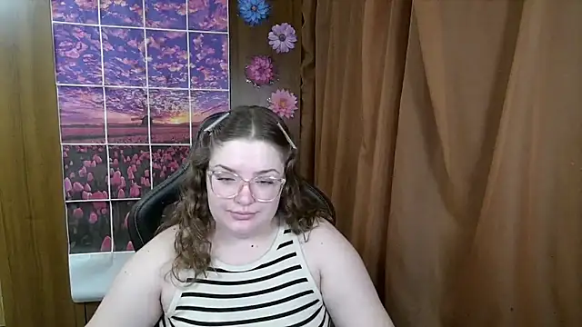 Snapshot of Teasing_Dora chatting on 20, 5, 2026 Teasing Dora online show from 20, 5, 2026