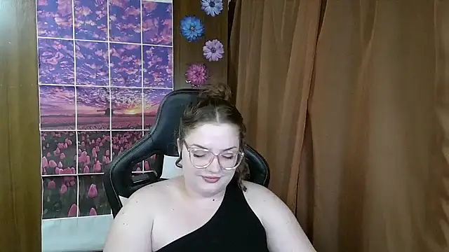 Snapshot of Teasing_Dora chatting on 10, 7, 2026 Teasing Dora online show from 10, 7, 2026