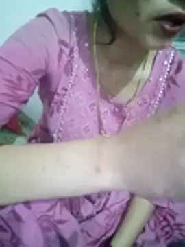 khushi rawat online show from 7, 2, 2026