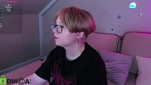 Lauraaa Smith online show from 26, 2, 2026