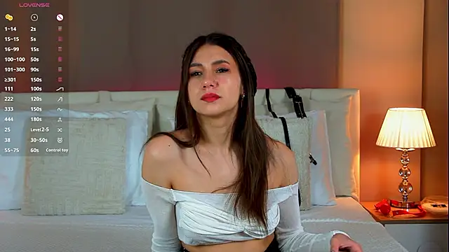 Snapshot of Treasure__Girl chatting on 17, 2, 2026 Treasure Girl online show from 17, 2, 2026