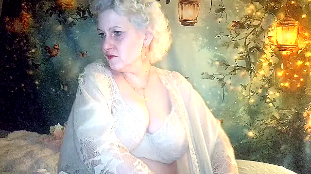 Blondie the librarian online show from 11, 4, 2026