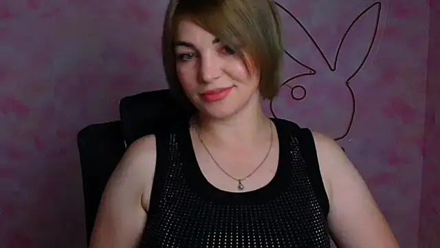 CuttieEmma online show from 25, 6, 2026