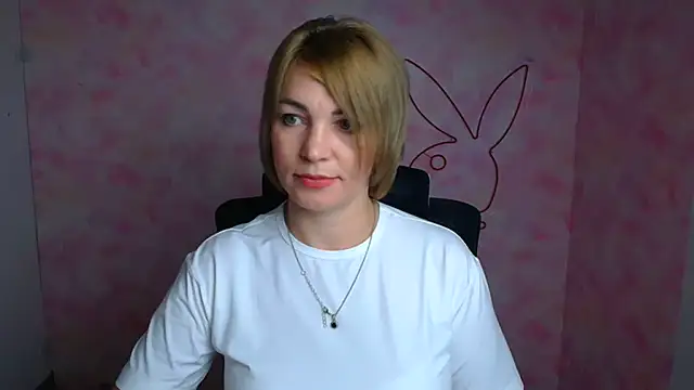 CuttieEmma online show from 27, 6, 2026