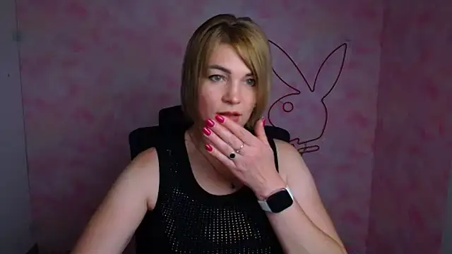 CuttieEmma online show from 29, 6, 2026