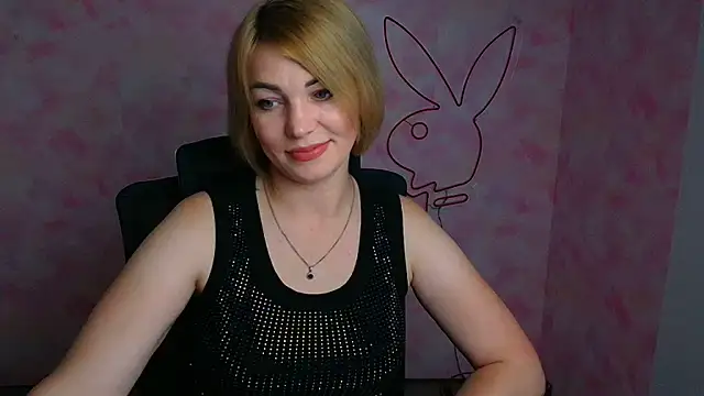 CuttieEmma online show from 6, 7, 2026
