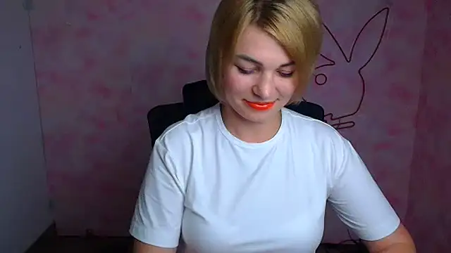 CuttieEmma online show from 7, 7, 2026