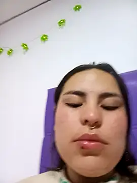 Snapshot of Kennya_Rodriguez chatting on 13, 2, 2025 Kennya Rodriguez online show from 13, 2, 2025
