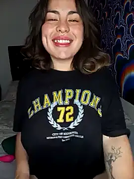 Snapshot of Kennya_Rodriguez chatting on 20, 3, 2025 Kennya Rodriguez online show from 20, 3, 2025