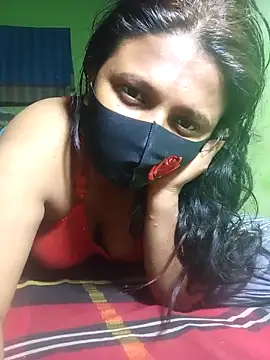 Romantic-Couple999 online show from 7, 2, 2026