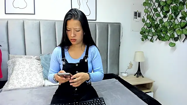 double temptation  online show from 25, 2, 2026