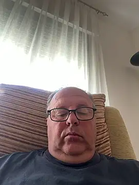 Snapshot of YachtCaptain10 chatting on 6, 5, 2026 YachtCaptain10 online show from 6, 5, 2026
