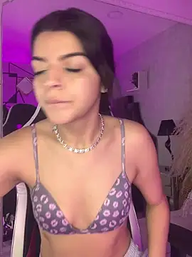 KarelyMitchel online show from 10, 4, 2026