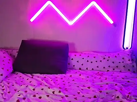 Snapshot of AlyaX_X chatting on 17, 2, 2026 AlyaX X online show from 17, 2, 2026