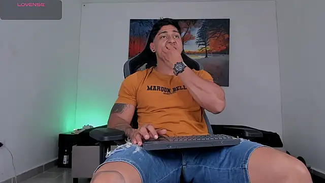 ryanwhite3 online show from 25, 3, 2026