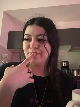 lolaaculaa online show from 28, 7, 2026