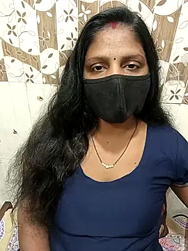 Snapshot of Parul-009 chatting on 4, 2, 2026 Parul-009 online show from 4, 2, 2026