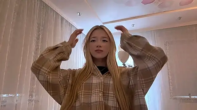 IvyArmbrister online show from 11, 2, 2026