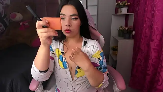 liany taylor online show from 18, 2, 2026