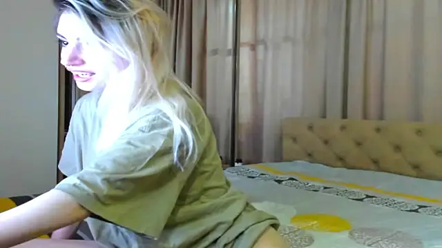 Snapshot of Lesyalisss chatting on 26, 4, 2026 Lesyalisss online show from 26, 4, 2026