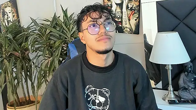 kai storn online show from 8, 4, 2026