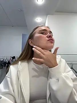 MonicaWestt online show from 30, 3, 2026