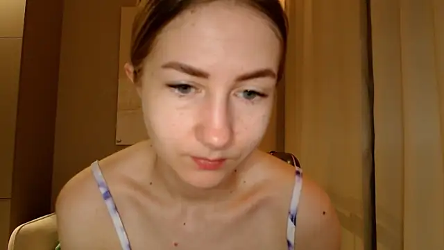 Snapshot of BluueSilk chatting on 17, 1, 2025 BluueSilk online show from 17, 1, 2025