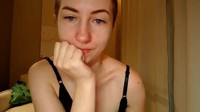 Snapshot of BluueSilk chatting on 24, 1, 2025 BluueSilk online show from 24, 1, 2025