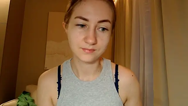 Snapshot of BluueSilk chatting on 25, 1, 2025 BluueSilk online show from 25, 1, 2025