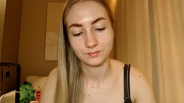 Snapshot of BluueSilk chatting on 29, 1, 2025 BluueSilk online show from 29, 1, 2025