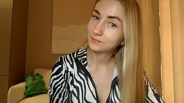 Snapshot of BluueSilk chatting on 31, 1, 2025 BluueSilk online show from 31, 1, 2025