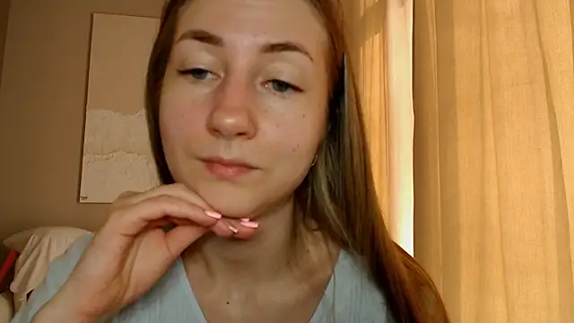 Snapshot of BluueSilk chatting on 8, 2, 2025 BluueSilk online show from 8, 2, 2025