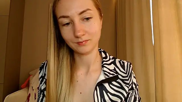 Snapshot of BluueSilk chatting on 11, 2, 2025 BluueSilk online show from 11, 2, 2025