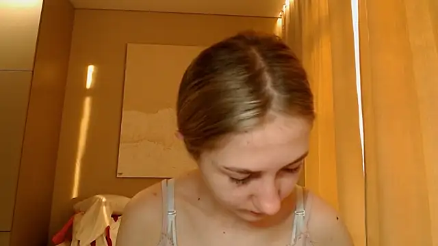 Snapshot of BluueSilk chatting on 12, 2, 2025 BluueSilk online show from 12, 2, 2025