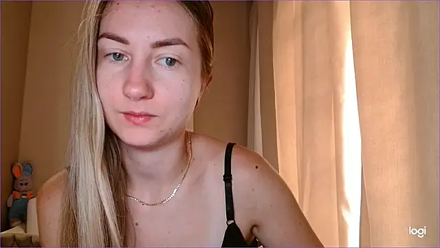 Snapshot of BluueSilk chatting on 17, 9, 2025 BluueSilk online show from 17, 9, 2025