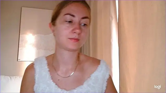 Snapshot of BluueSilk chatting on 24, 9, 2025 BluueSilk online show from 24, 9, 2025