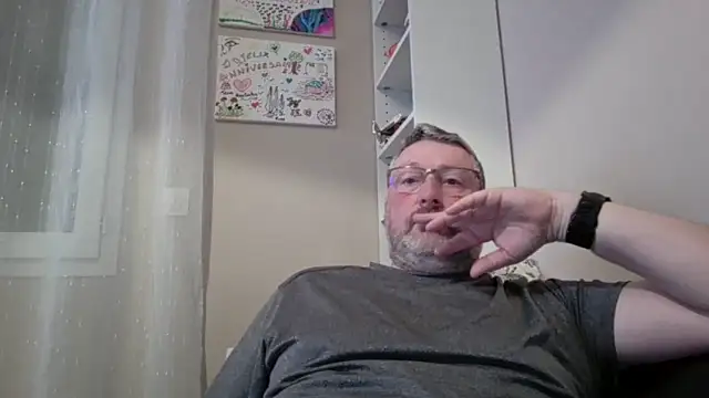 Snapshot of doudou310 chatting on 25, 3, 2026 doudou310 online show from 25, 3, 2026