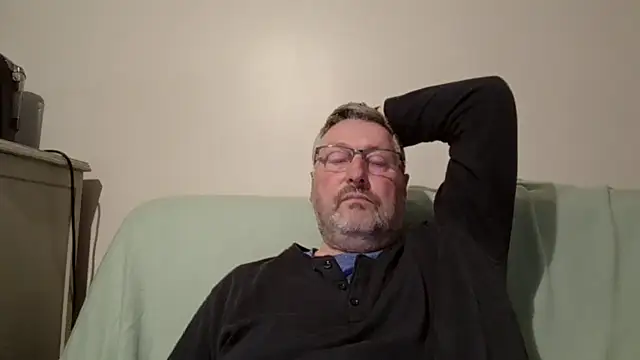 Snapshot of doudou310 chatting on 4, 4, 2026 doudou310 online show from 4, 4, 2026