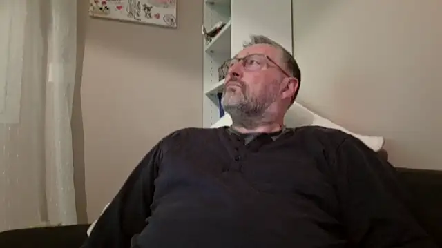 Snapshot of doudou310 chatting on 15, 4, 2026 doudou310 online show from 15, 4, 2026