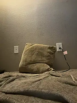 makemestayhard online show from 19, 7, 2026